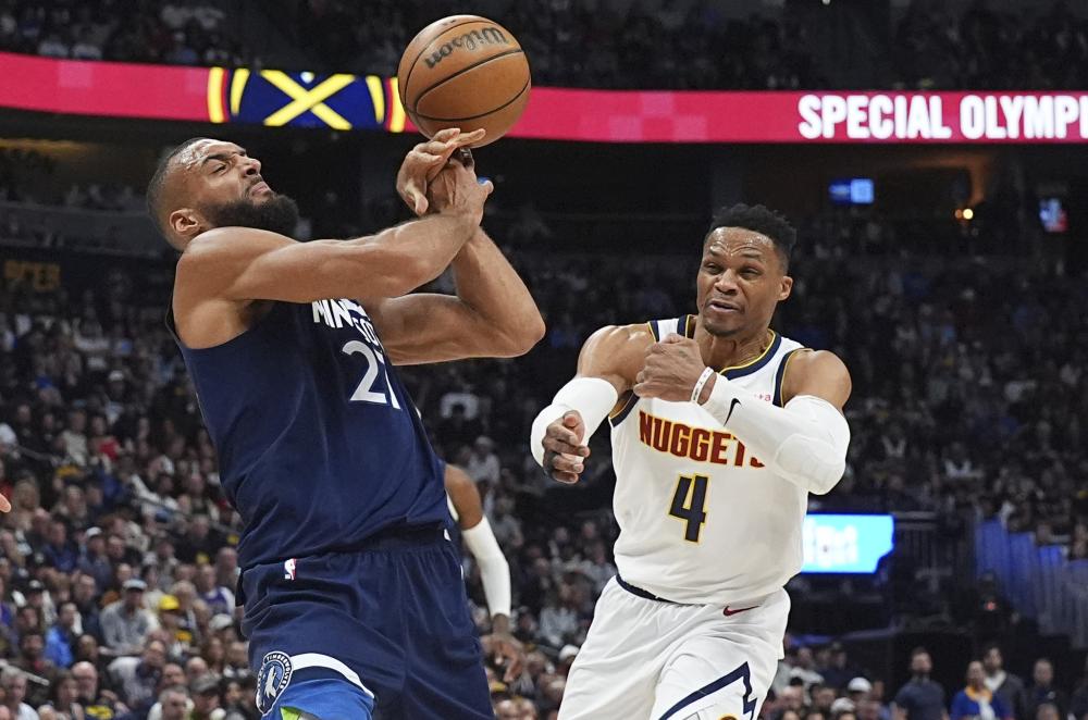 参赛者和游 参赛者和游